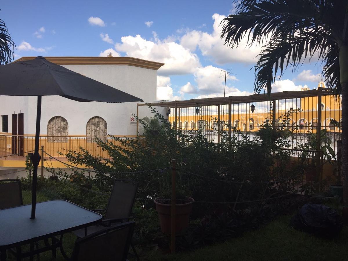 Hotel San Miguel Arcangel Izamal Exterior photo